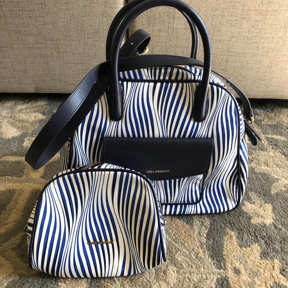 Vera Bradley travel tote with matching pouch